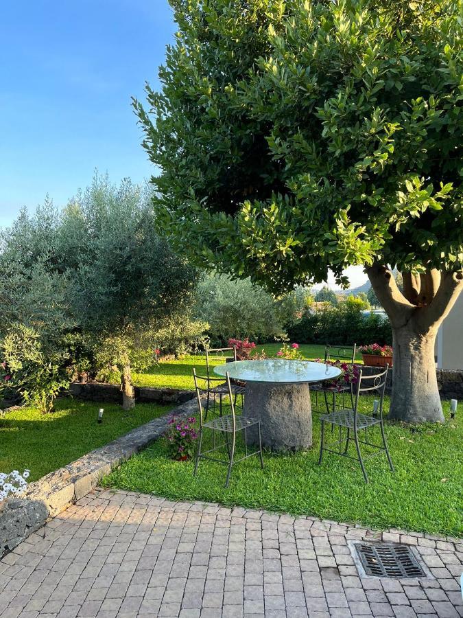 La Casa Dell'Alloro Zafferana Etnea Zewnętrze zdjęcie