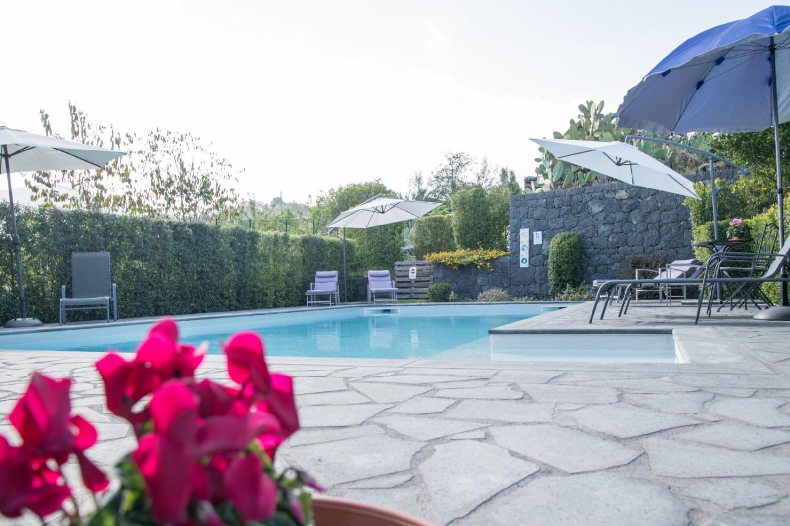 La Casa Dell'Alloro Zafferana Etnea Zewnętrze zdjęcie