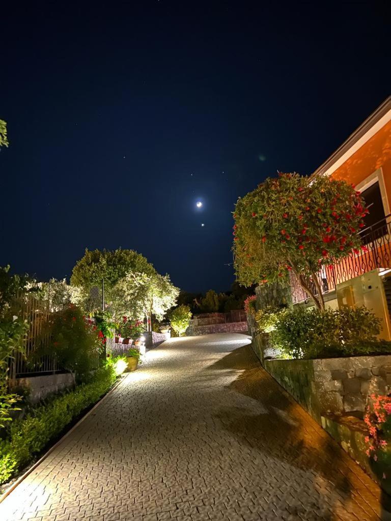 La Casa Dell'Alloro Zafferana Etnea Zewnętrze zdjęcie