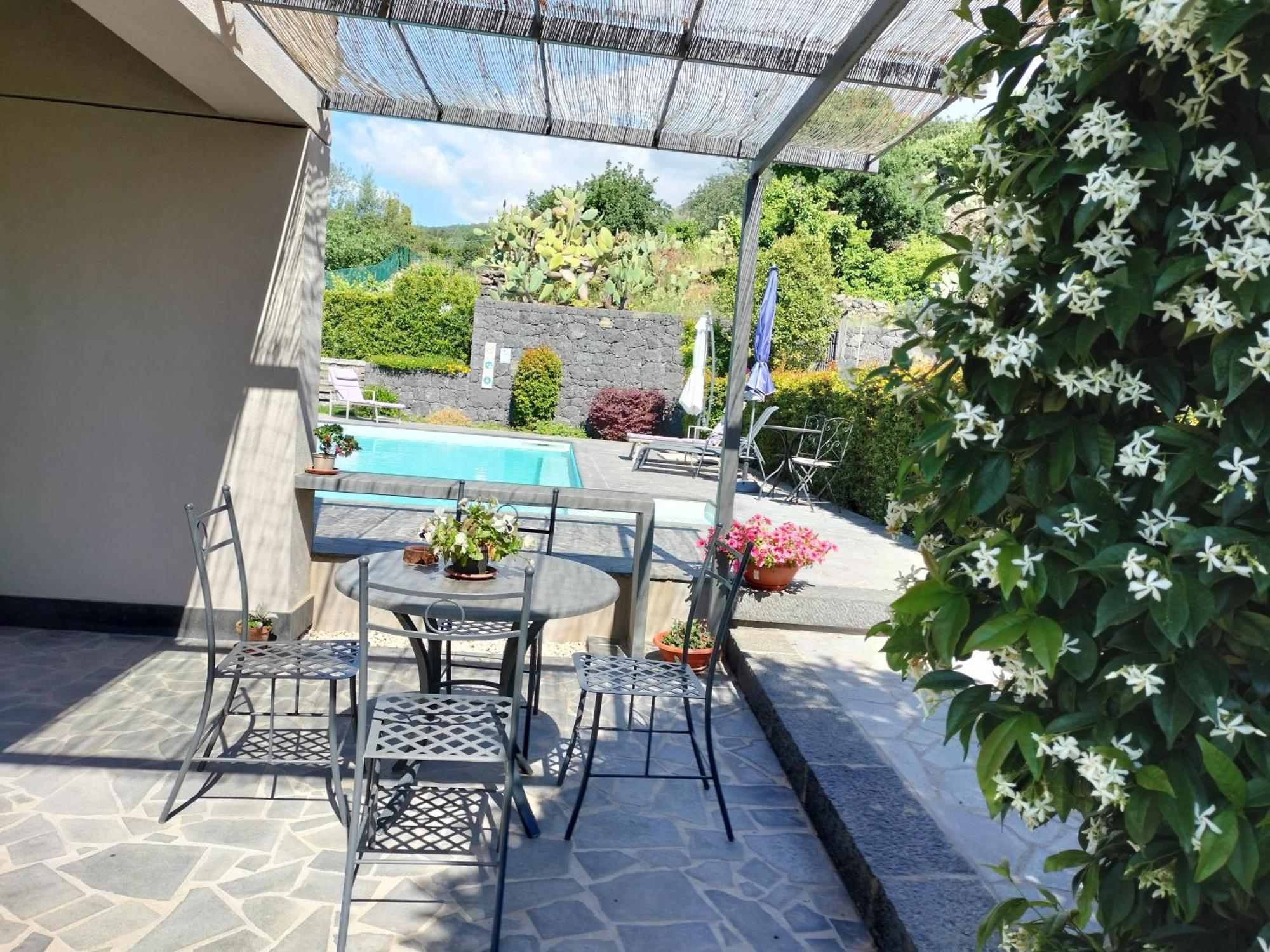La Casa Dell'Alloro Zafferana Etnea Zewnętrze zdjęcie